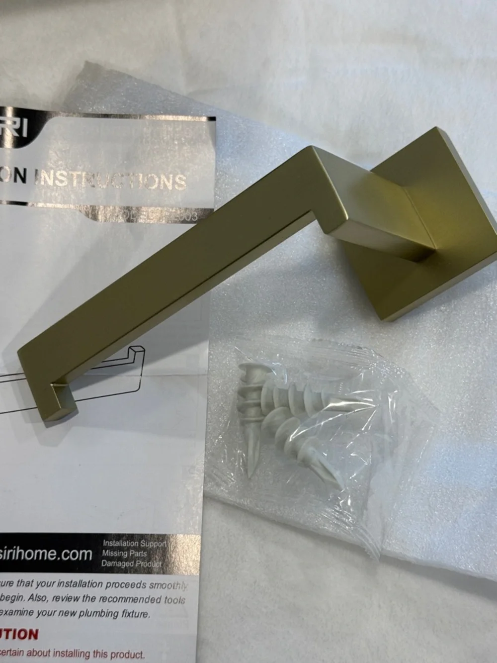 Kokosiri Brushed Gold Toilet Paper Holder